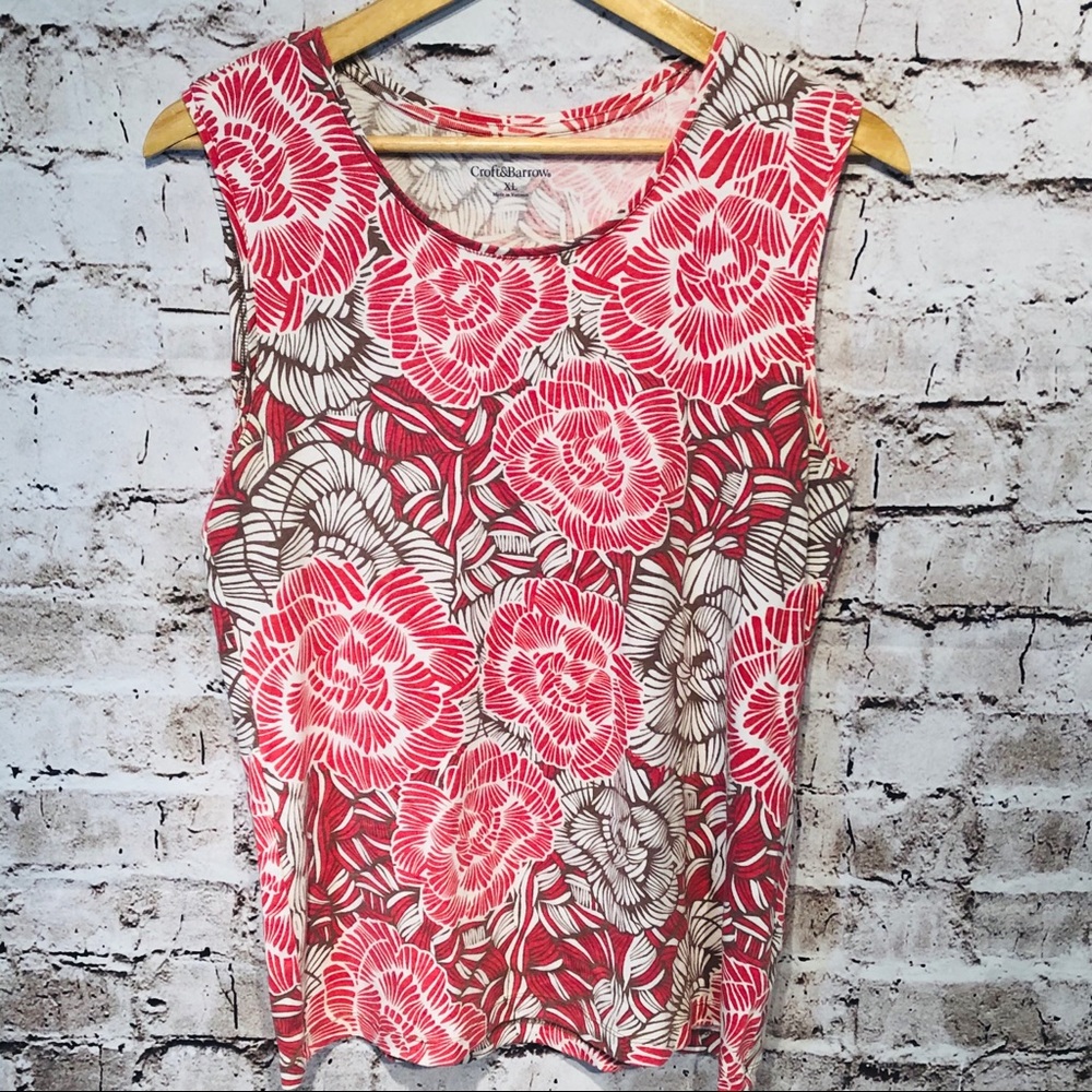 Women’s Sleeveless Floral Roses Tank Top, Size XL